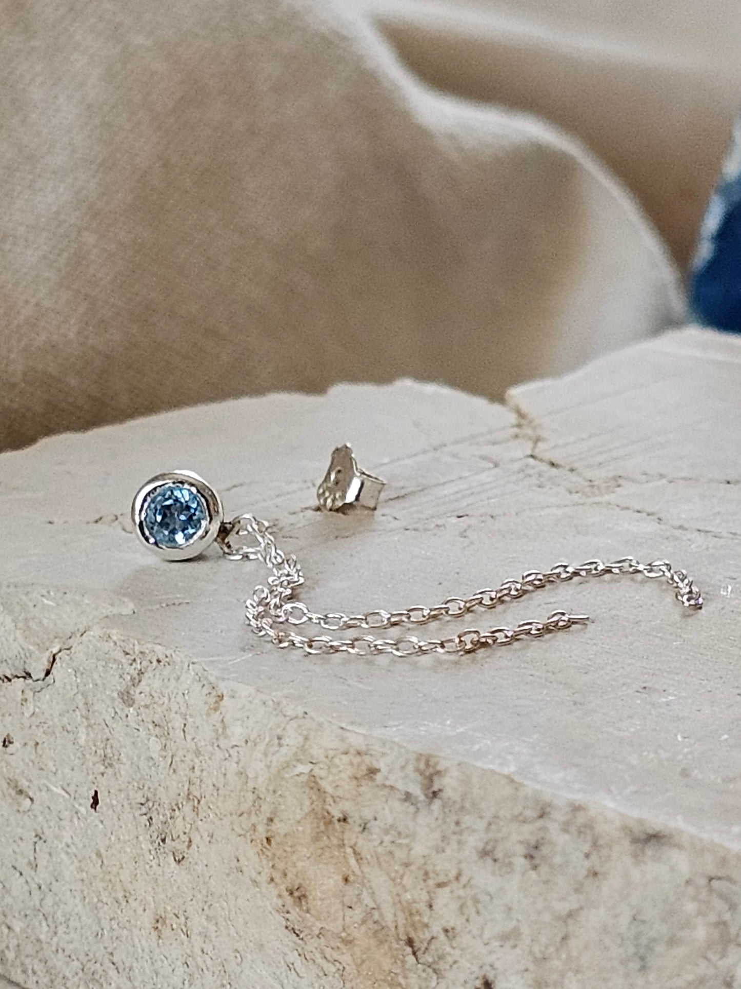 Dot Gem Chain Studs