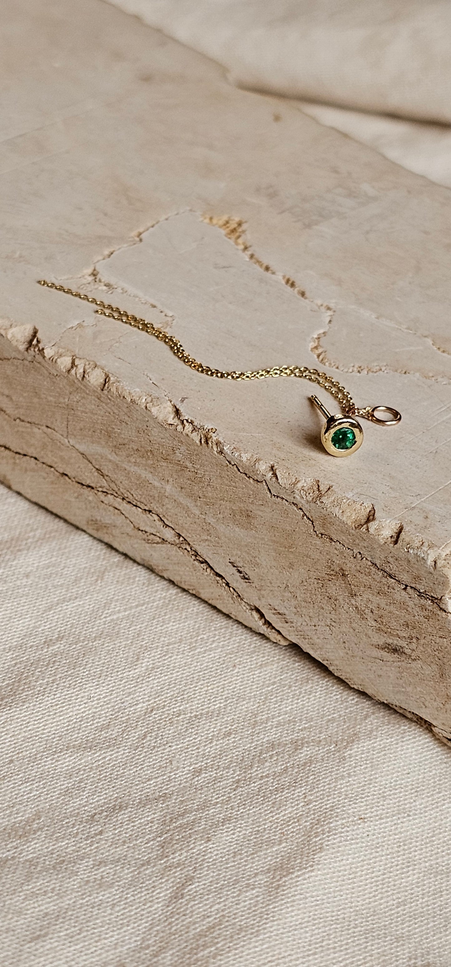 Gem Dot Chain Stud 14K