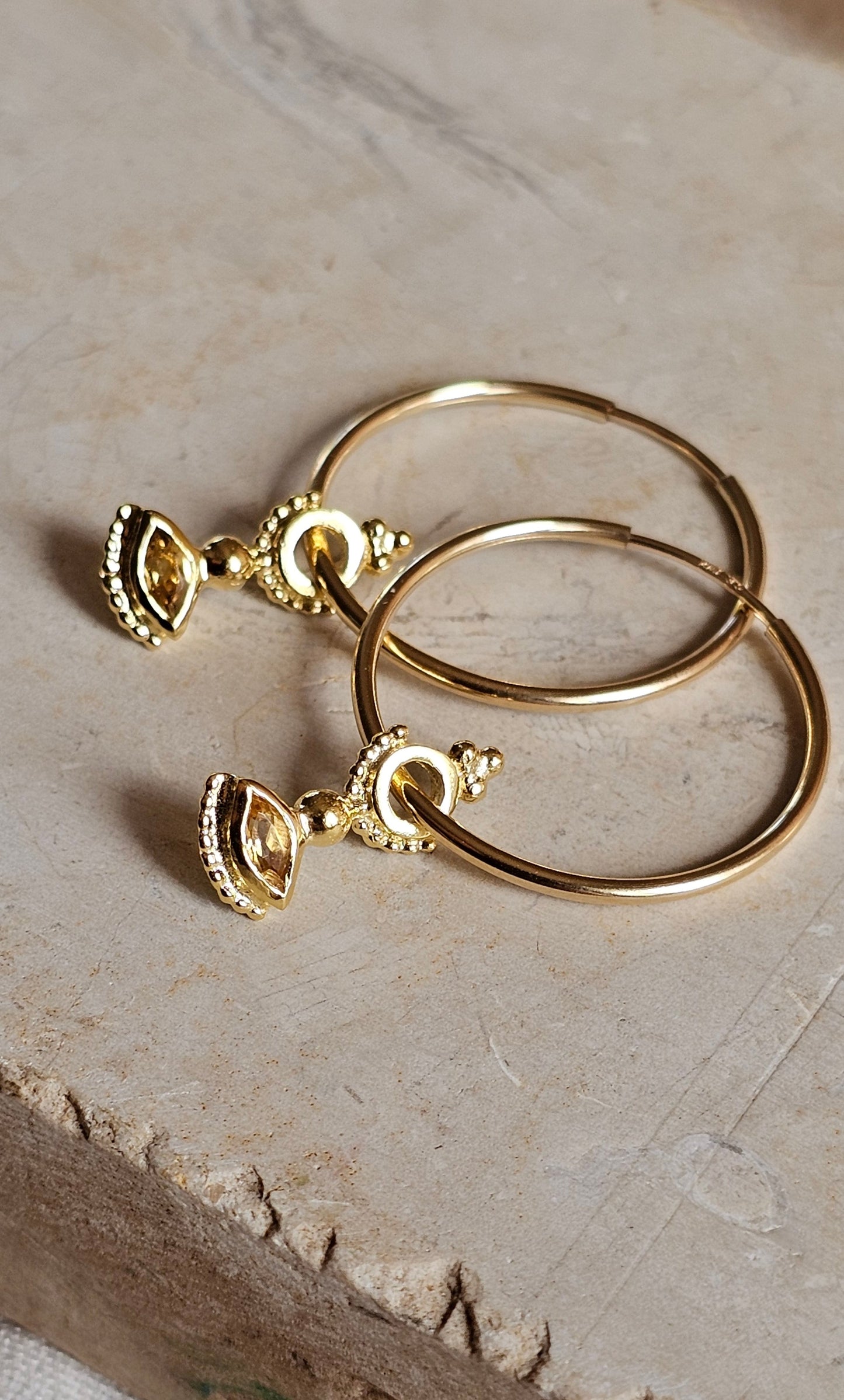 Nefertiti Hoops Gold-Filled