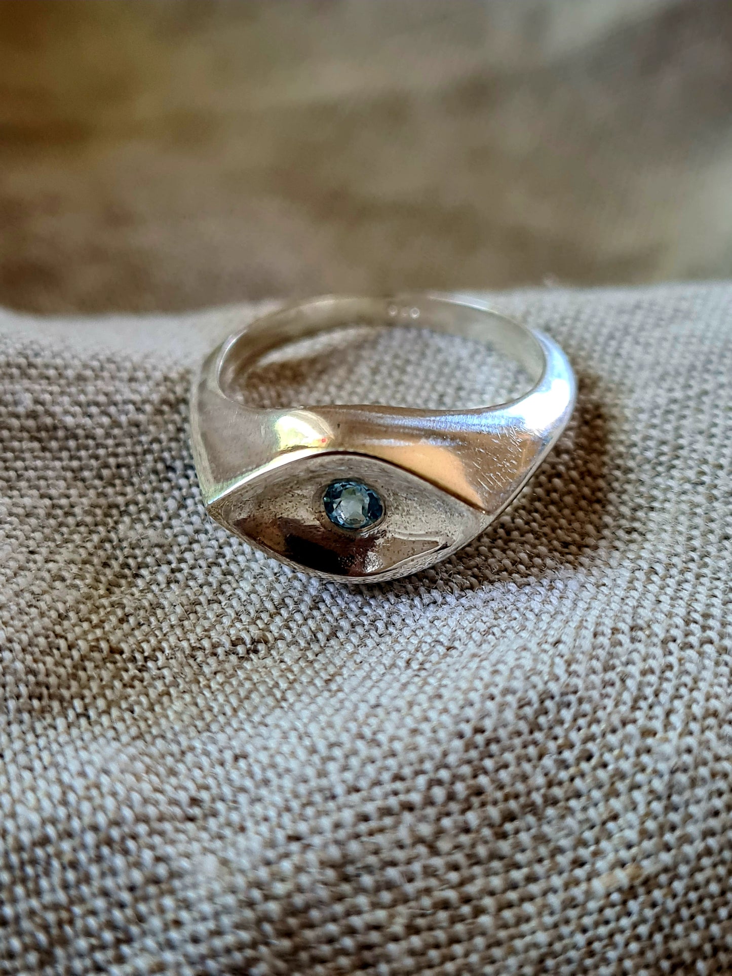 Eye Ring Silver