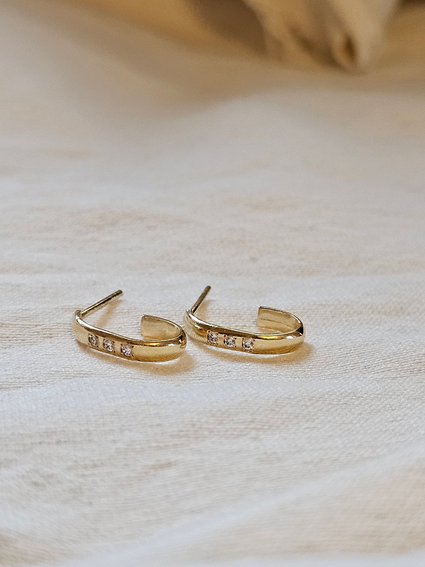 Oval Open Hoop Earrings Gold Plated