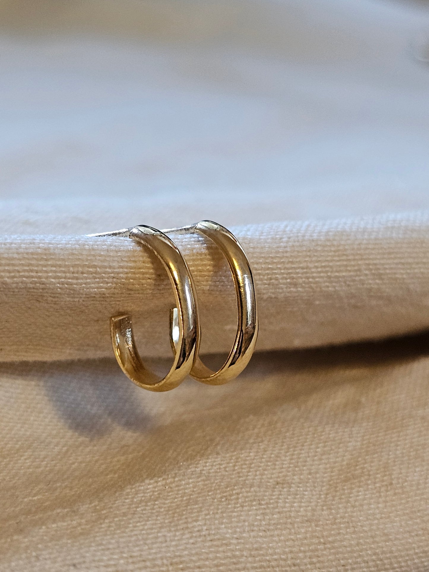 Oval Open Hoop Earrings Gold Plated