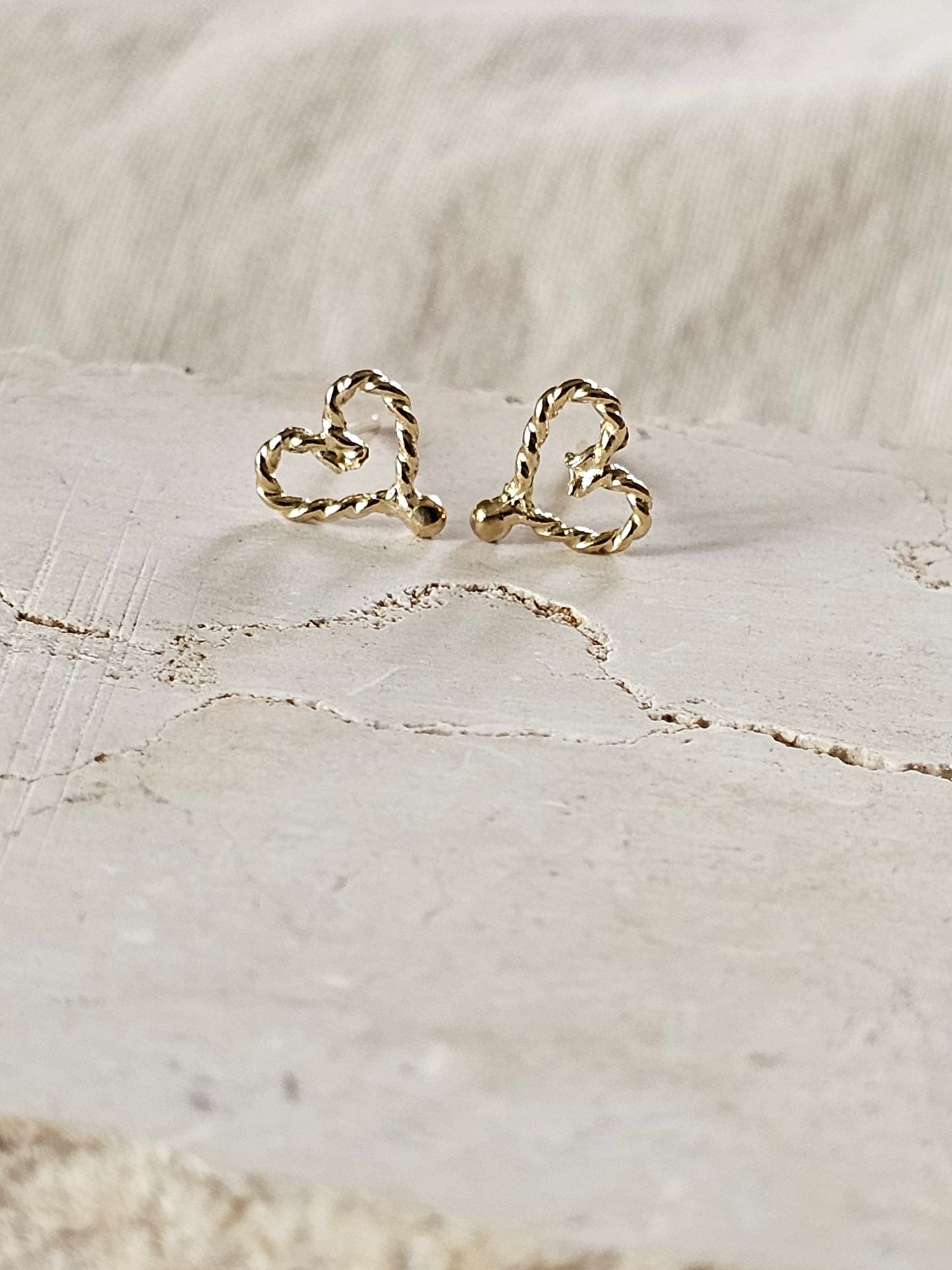 Heart Stud Earrings 14K