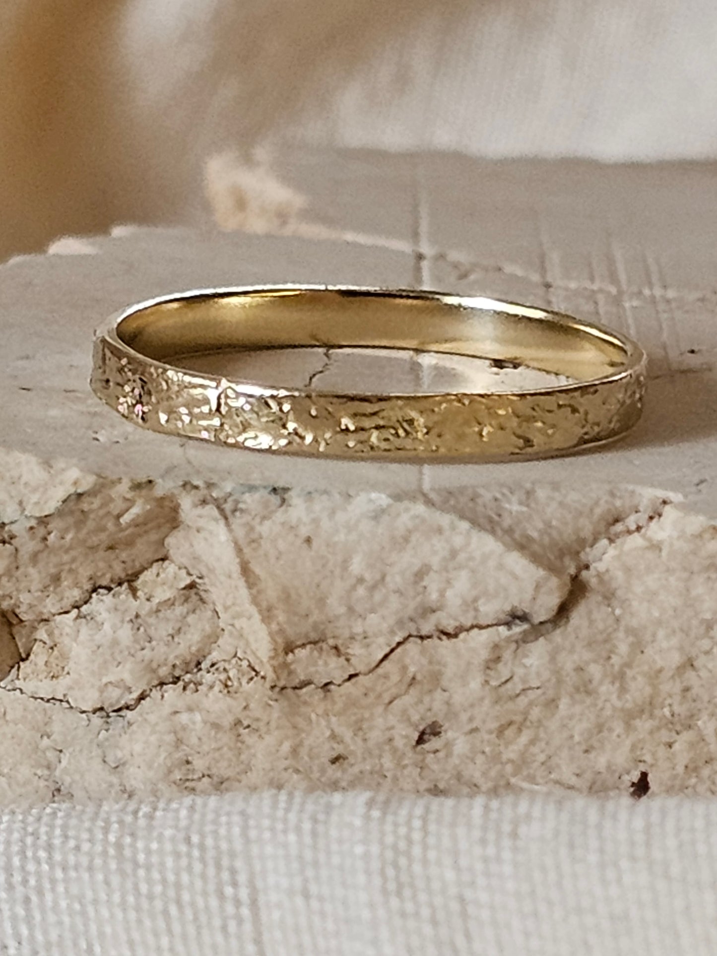 Delicate Tribal Ring 14K