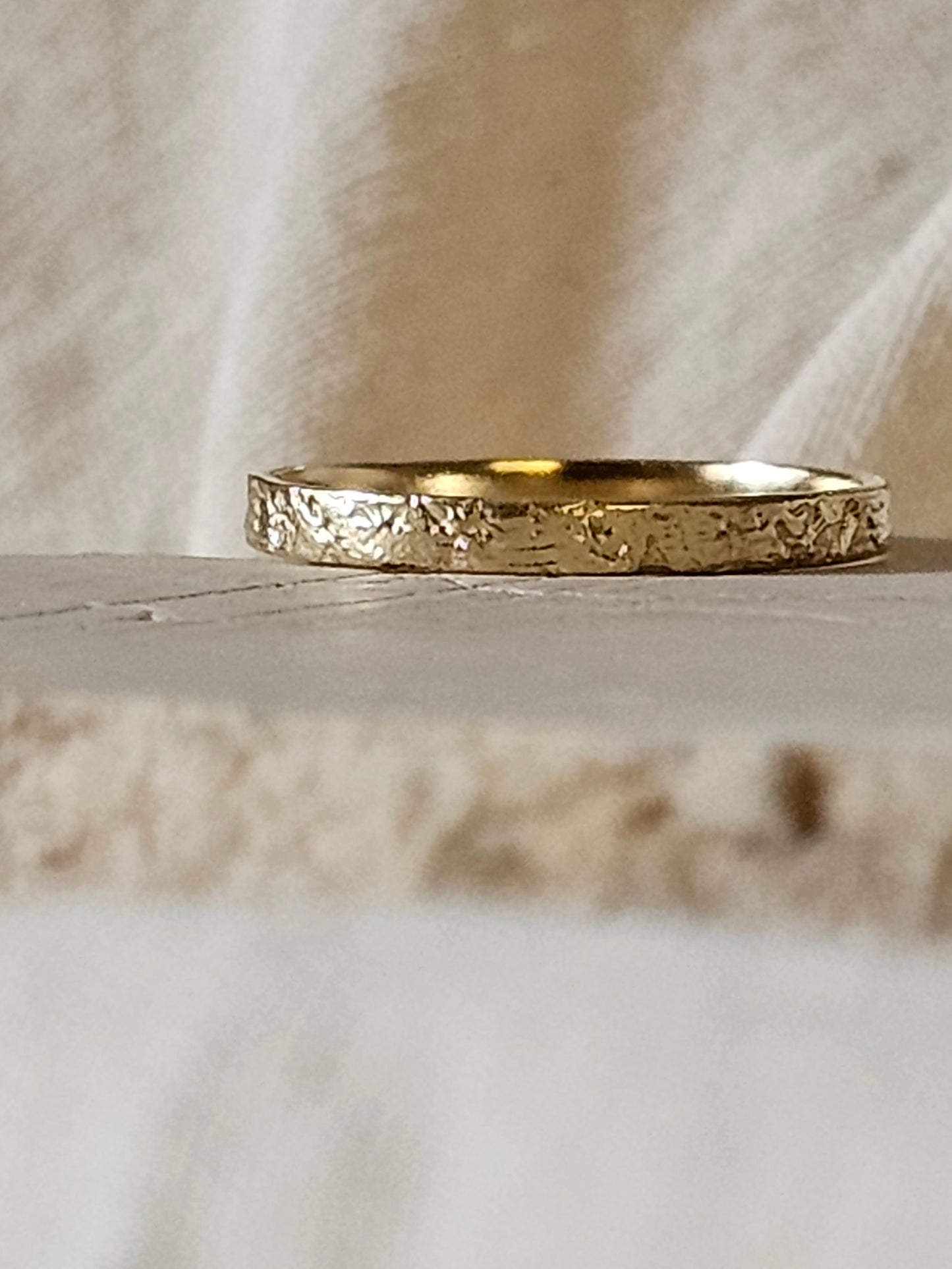 Delicate Tribal Ring 14K