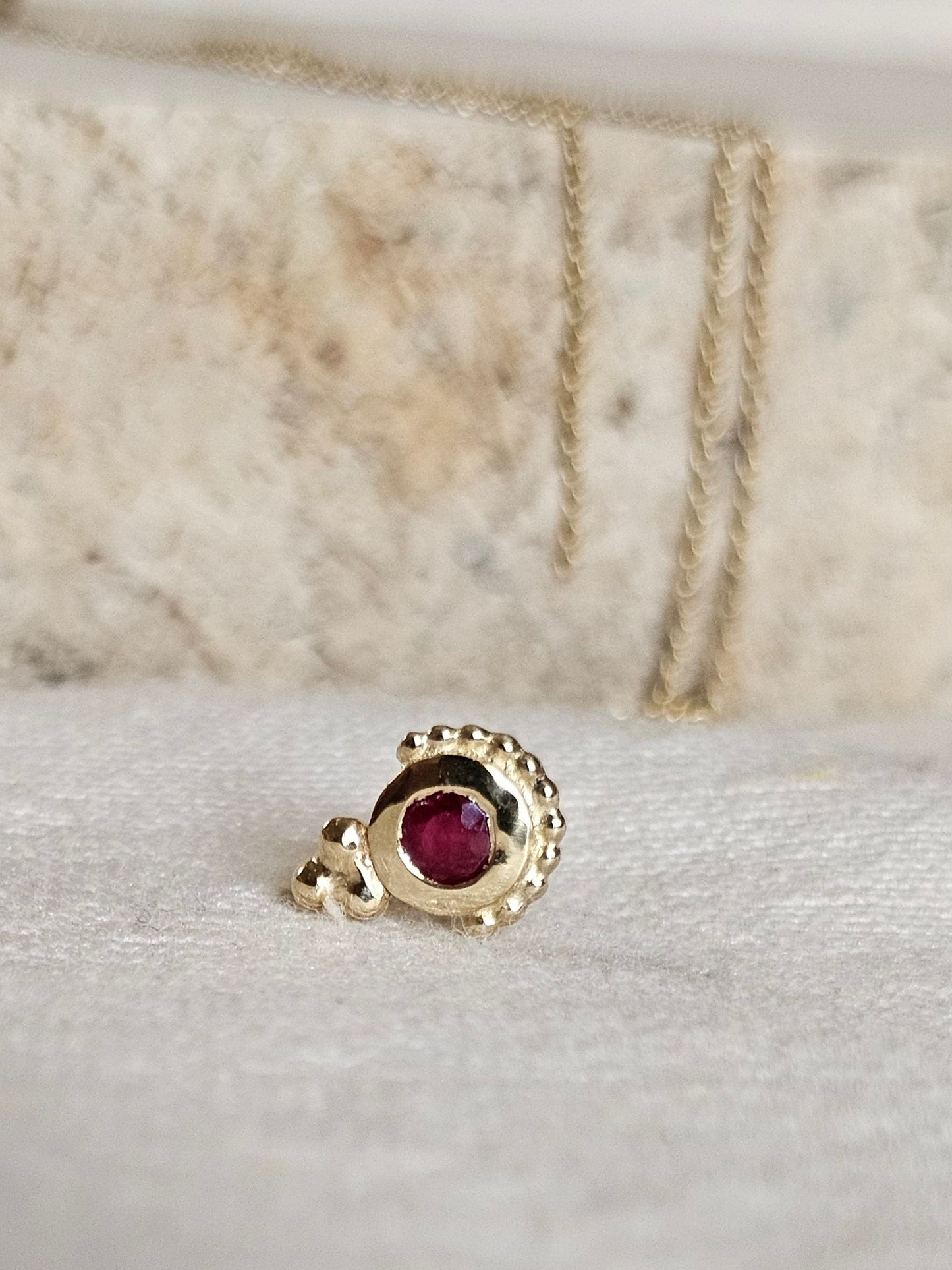 Owl Stud 14K