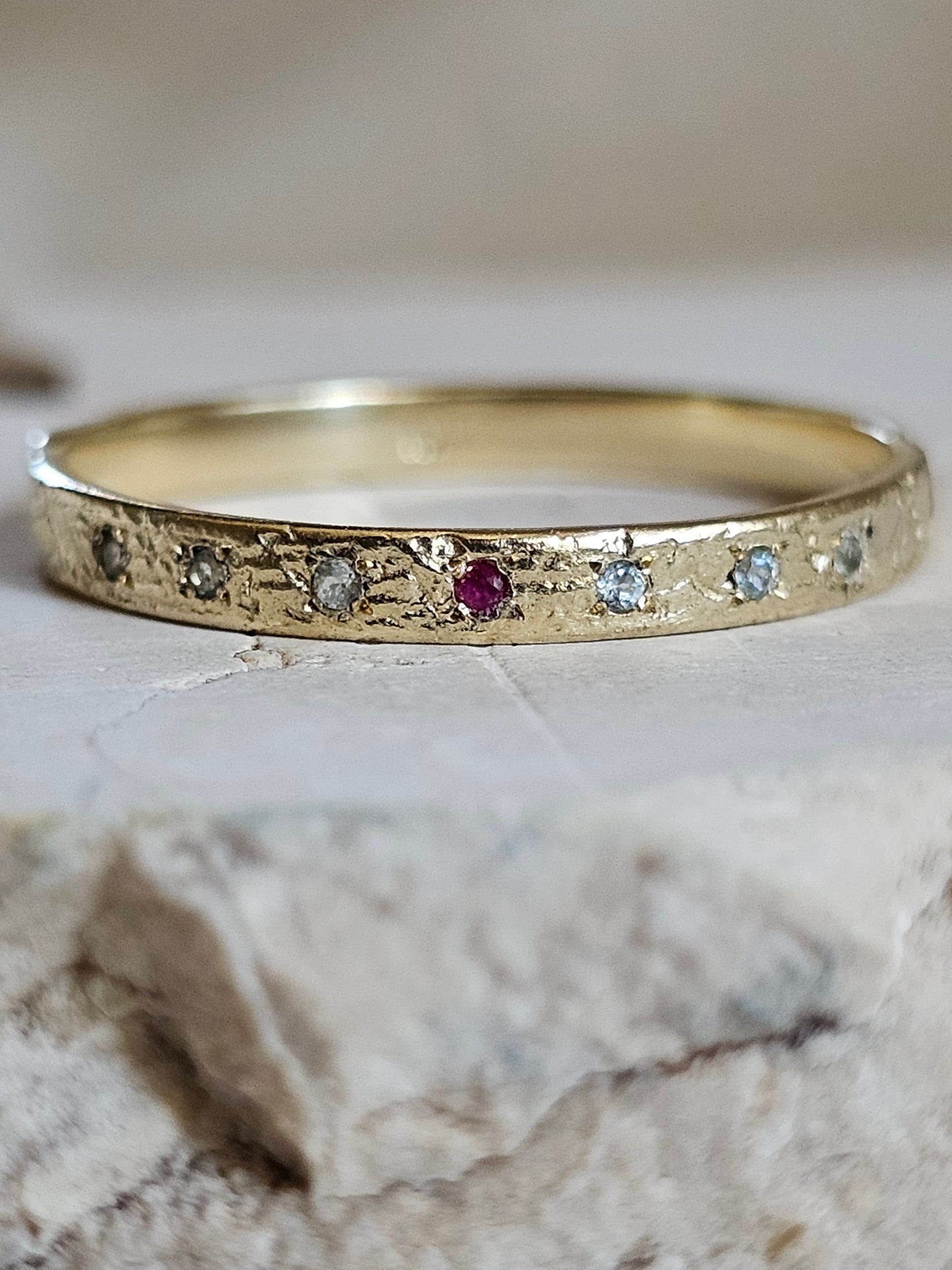 Delicate Tribal Ring 14K