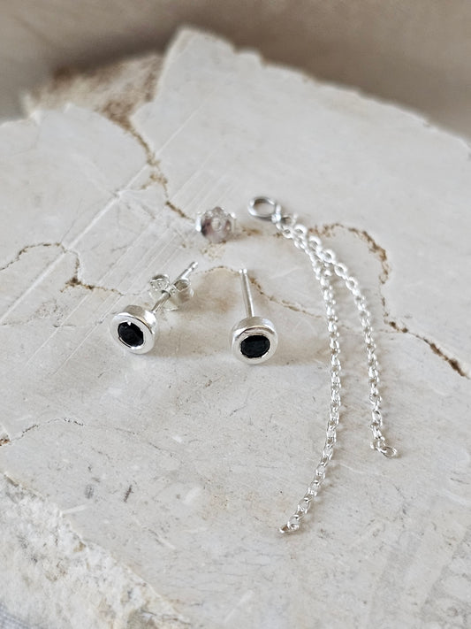 Dot Gem Chain Studs