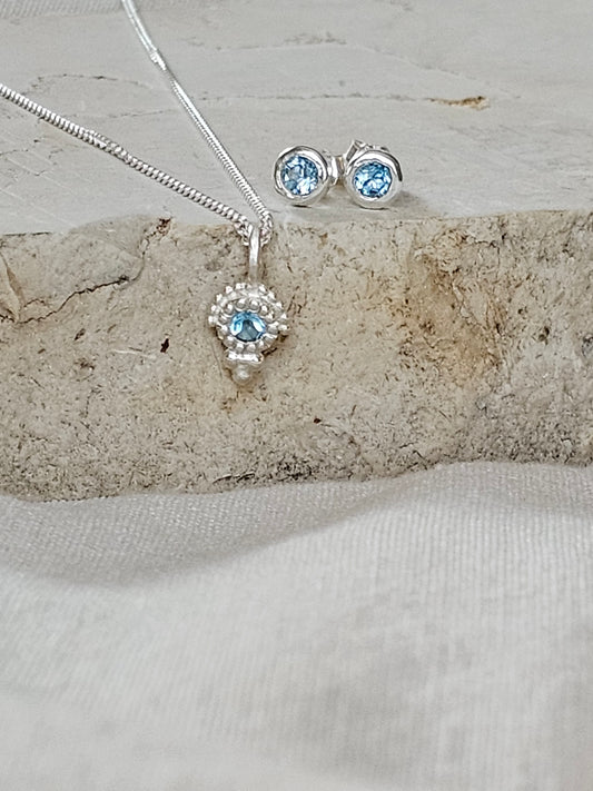 Owl Eye Necklace Silver