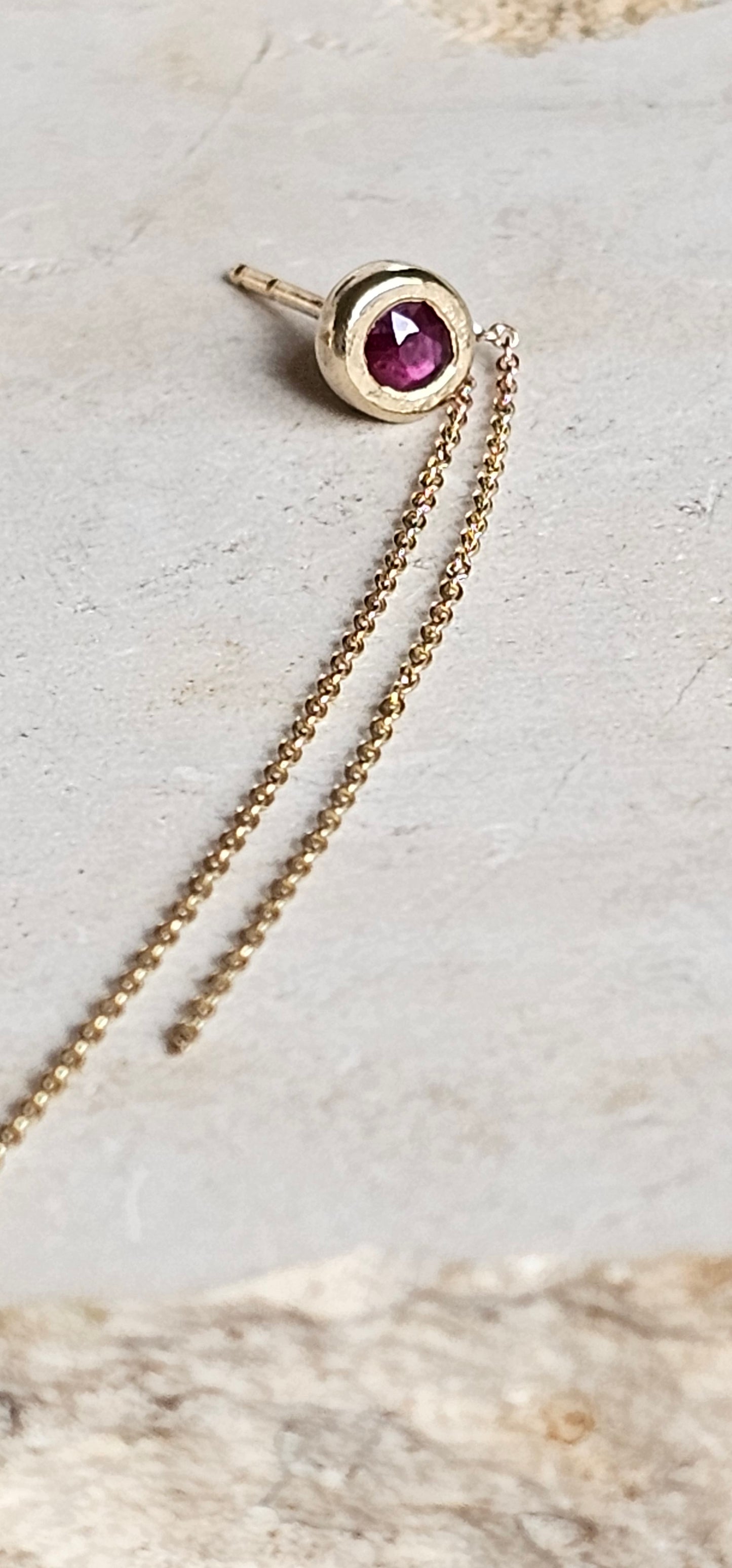 Gem Dot Chain Stud 14K