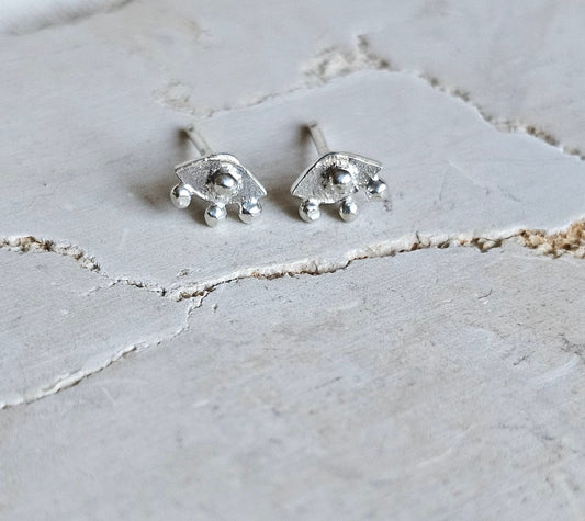Tiny Eye Stud Silver