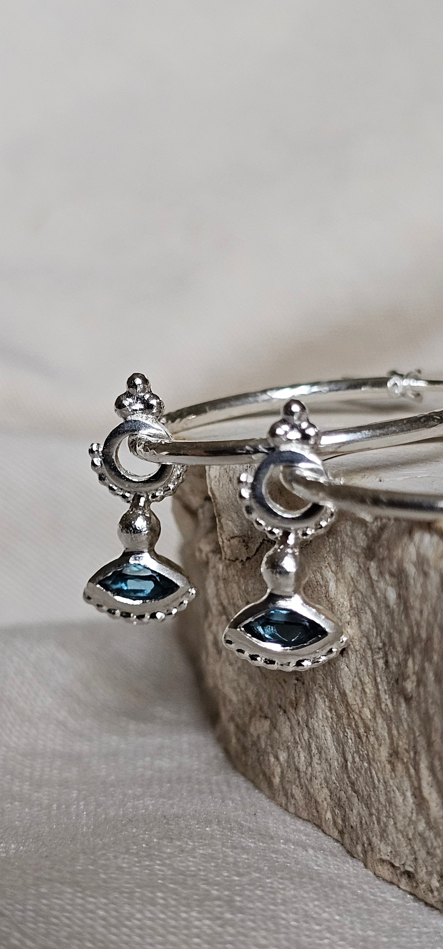 Nefertiti Hoops Silver