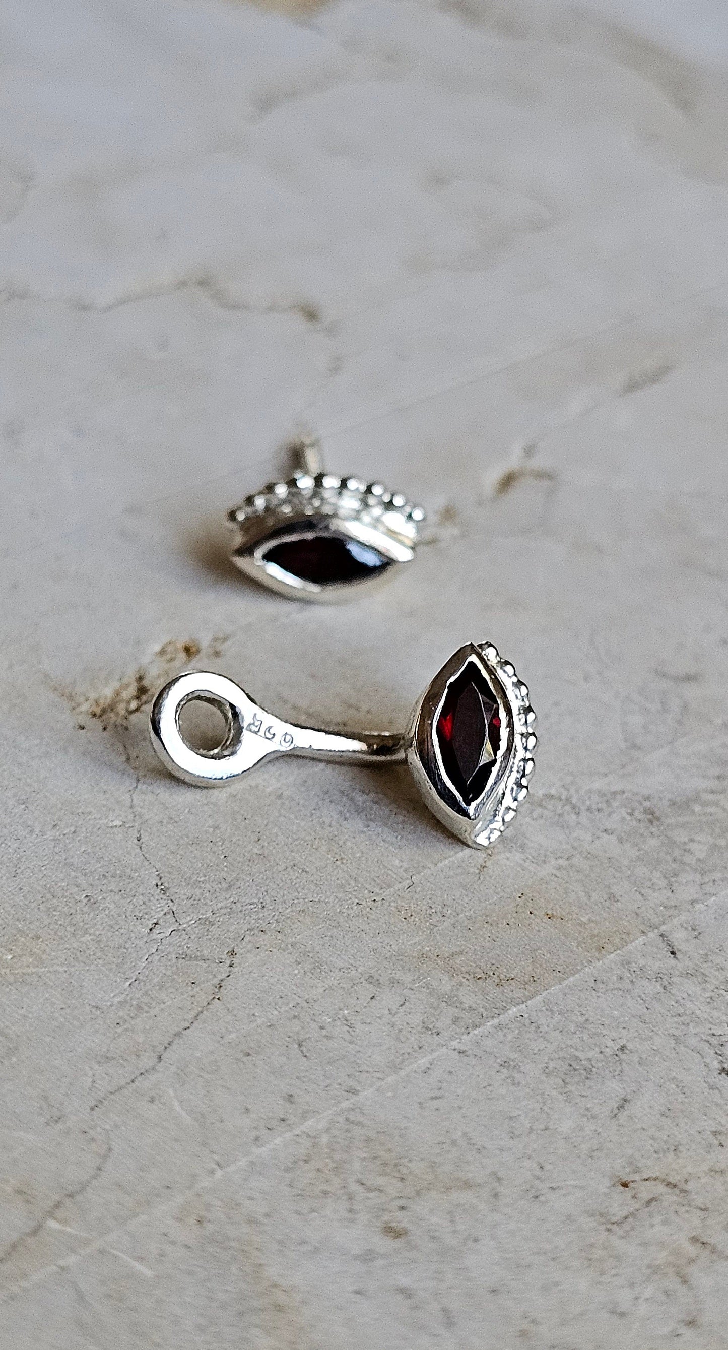 Double Eye Silver