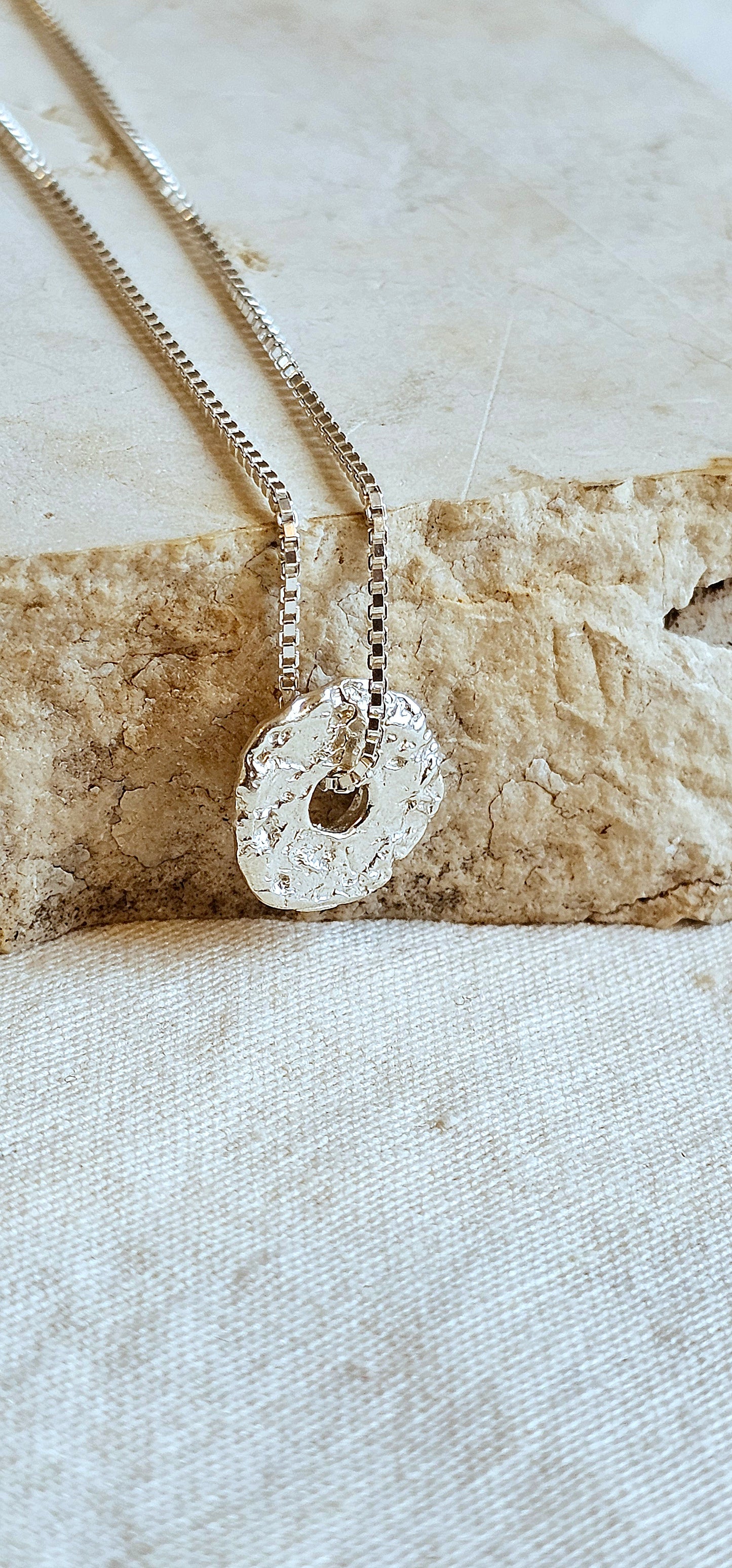 Asimon Necklace Silver