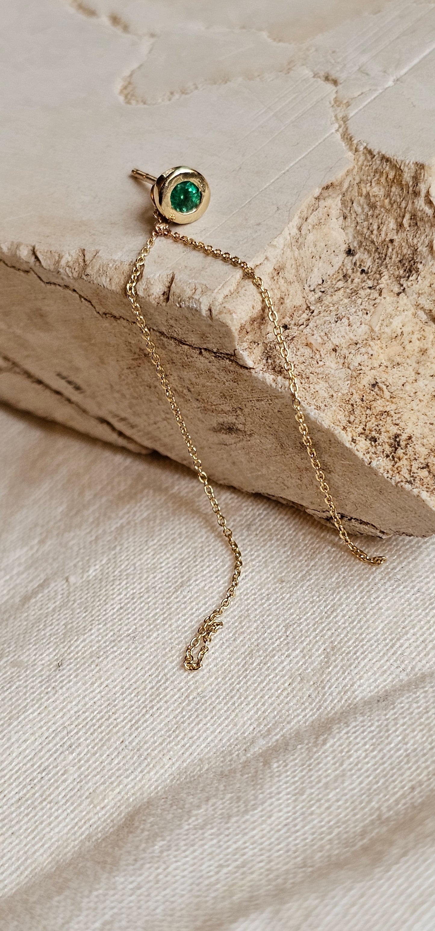 Gem Dot Chain Stud 14K