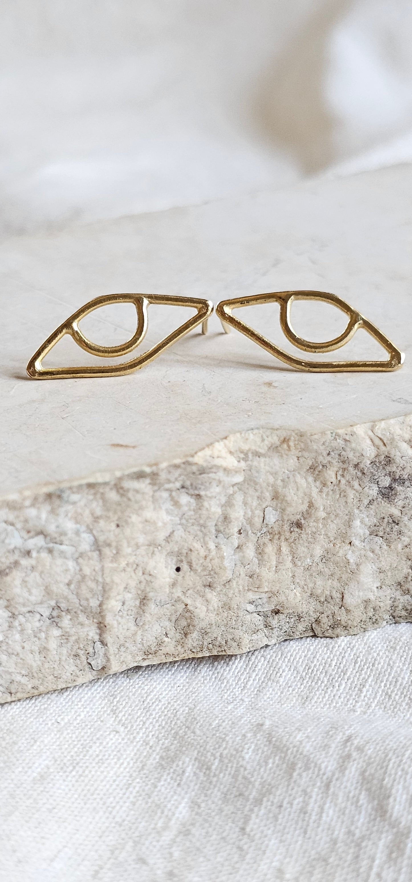 Eye of Horus Stud Earrings Gold Plated